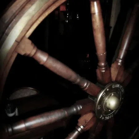 Padraicins Oda ve Kahvaltı 4*